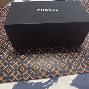 CHANEL Black Gift Box
